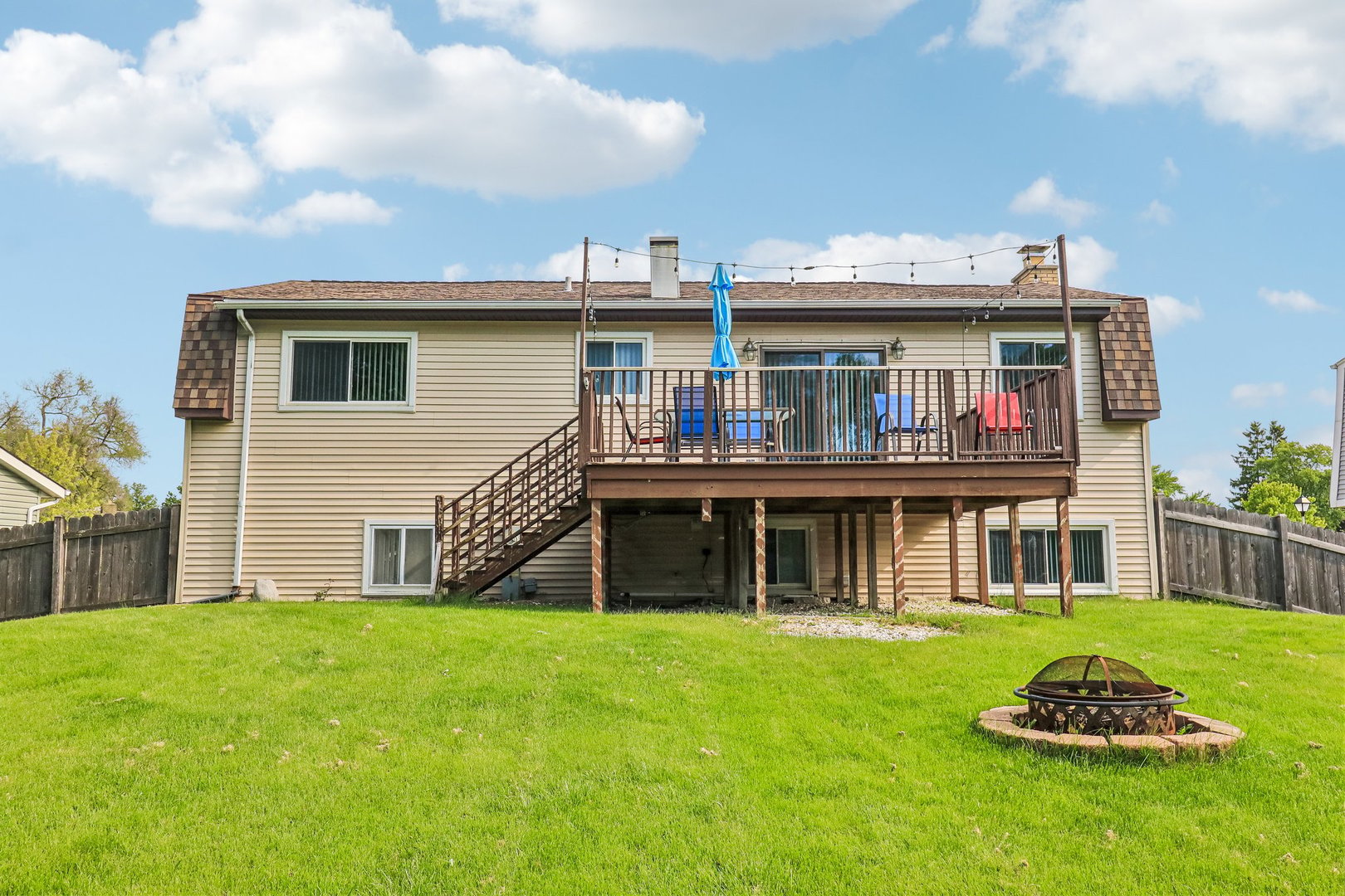 1640 Wadham Place, Wheaton, IL 60189