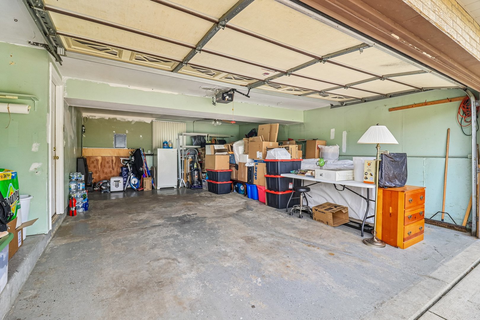 1640 Wadham Place, Wheaton, IL 60189