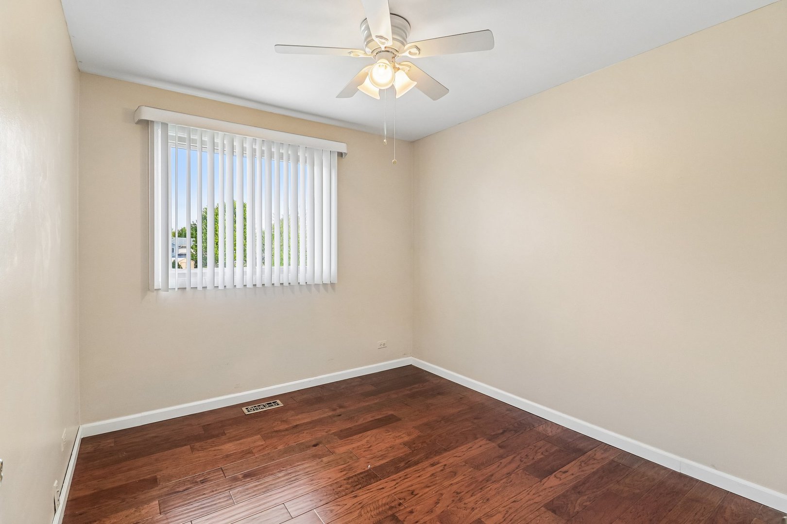 1640 Wadham Place, Wheaton, IL 60189
