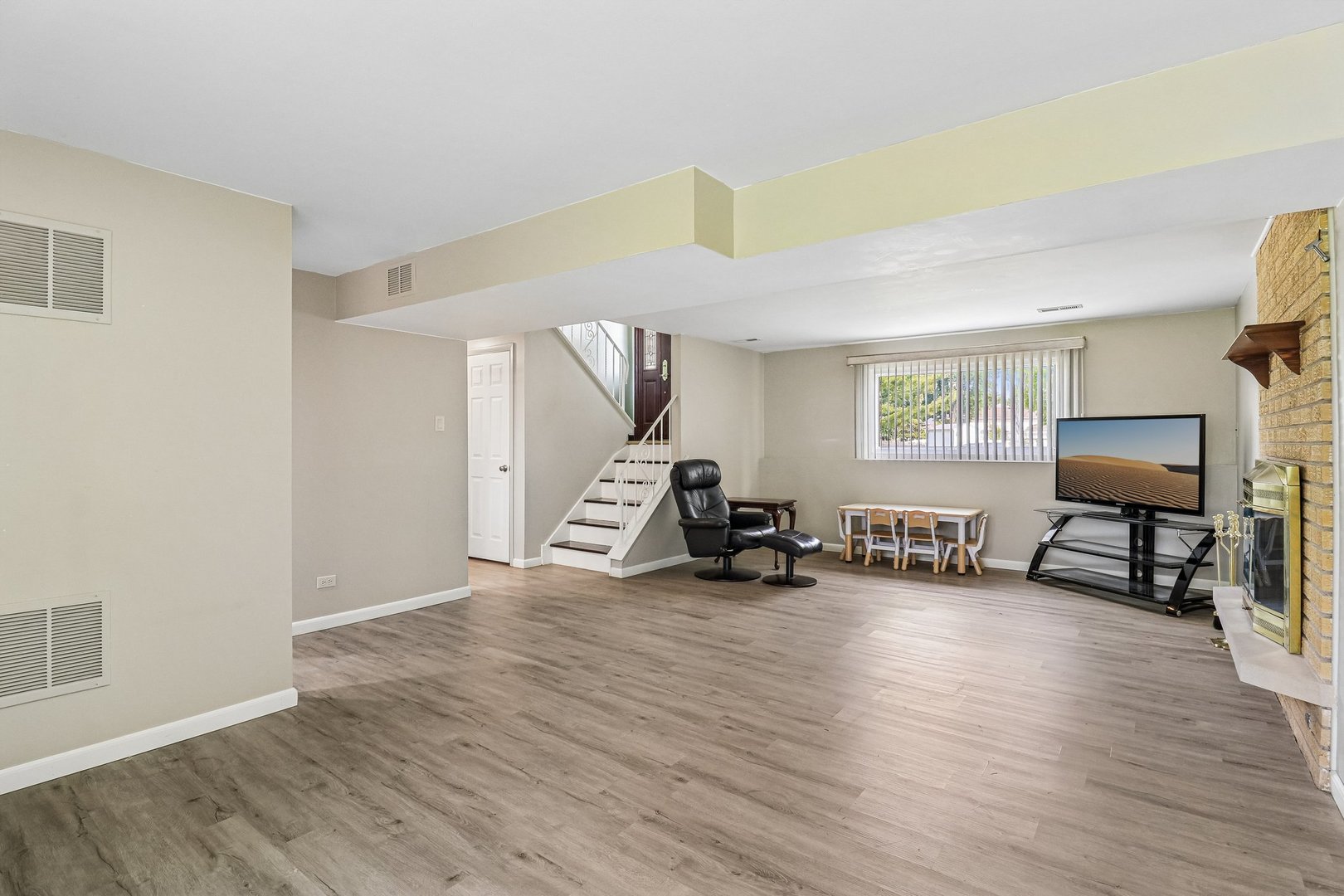 1640 Wadham Place, Wheaton, IL 60189