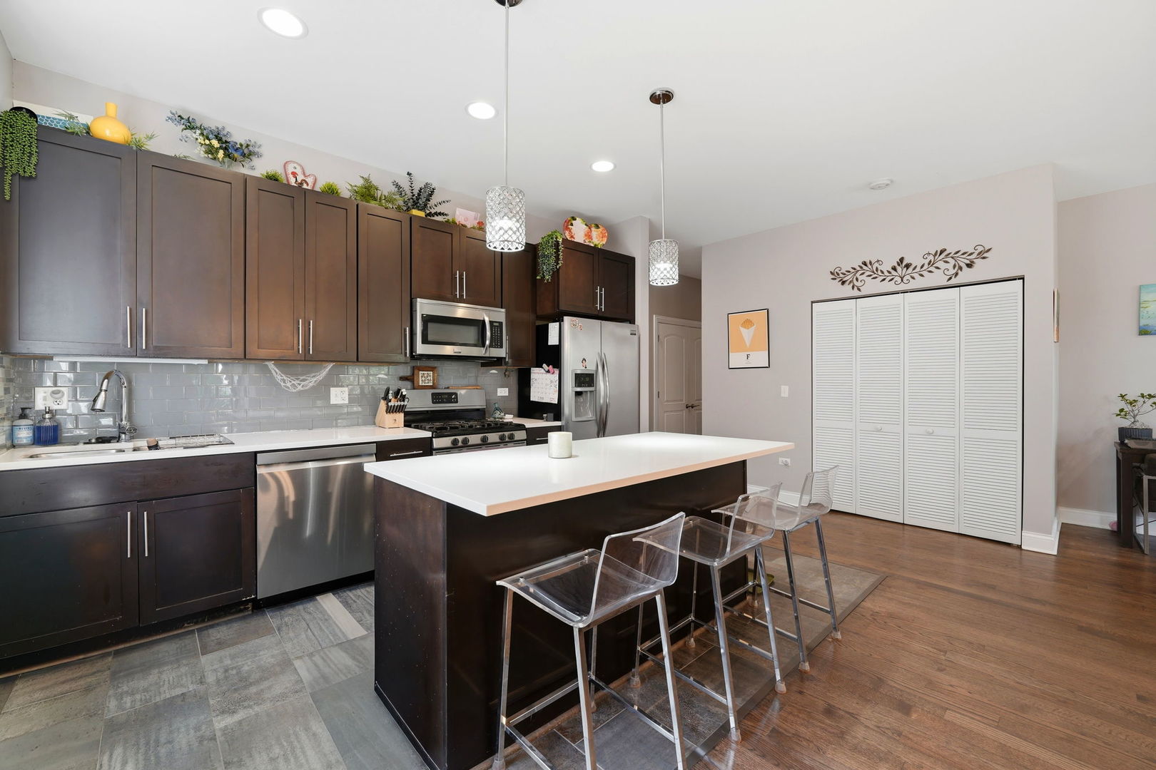 2605 W NORTH Avenue #2A, Chicago, IL 60647