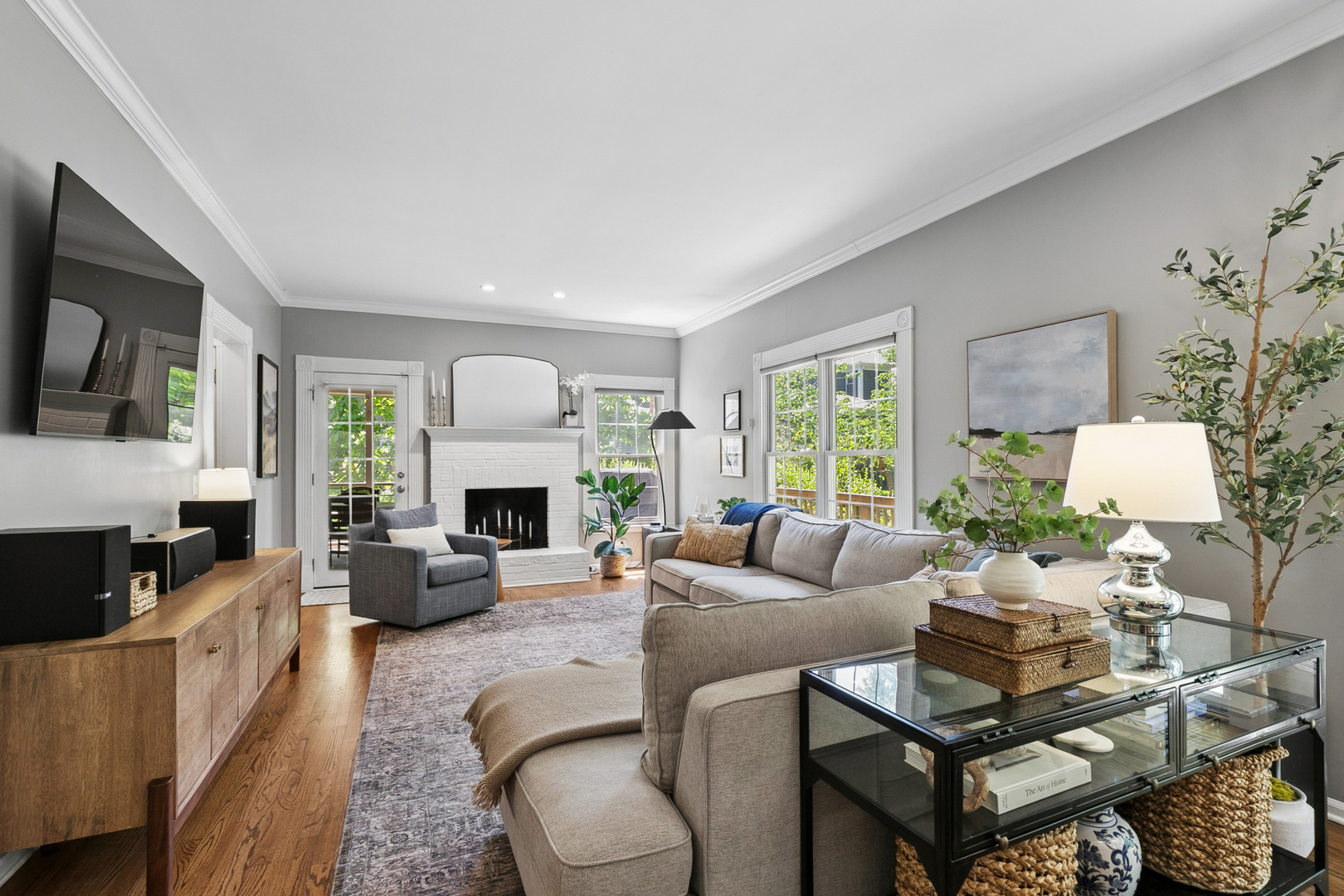 670 Williamsburg Avenue, Gurnee, IL 60031