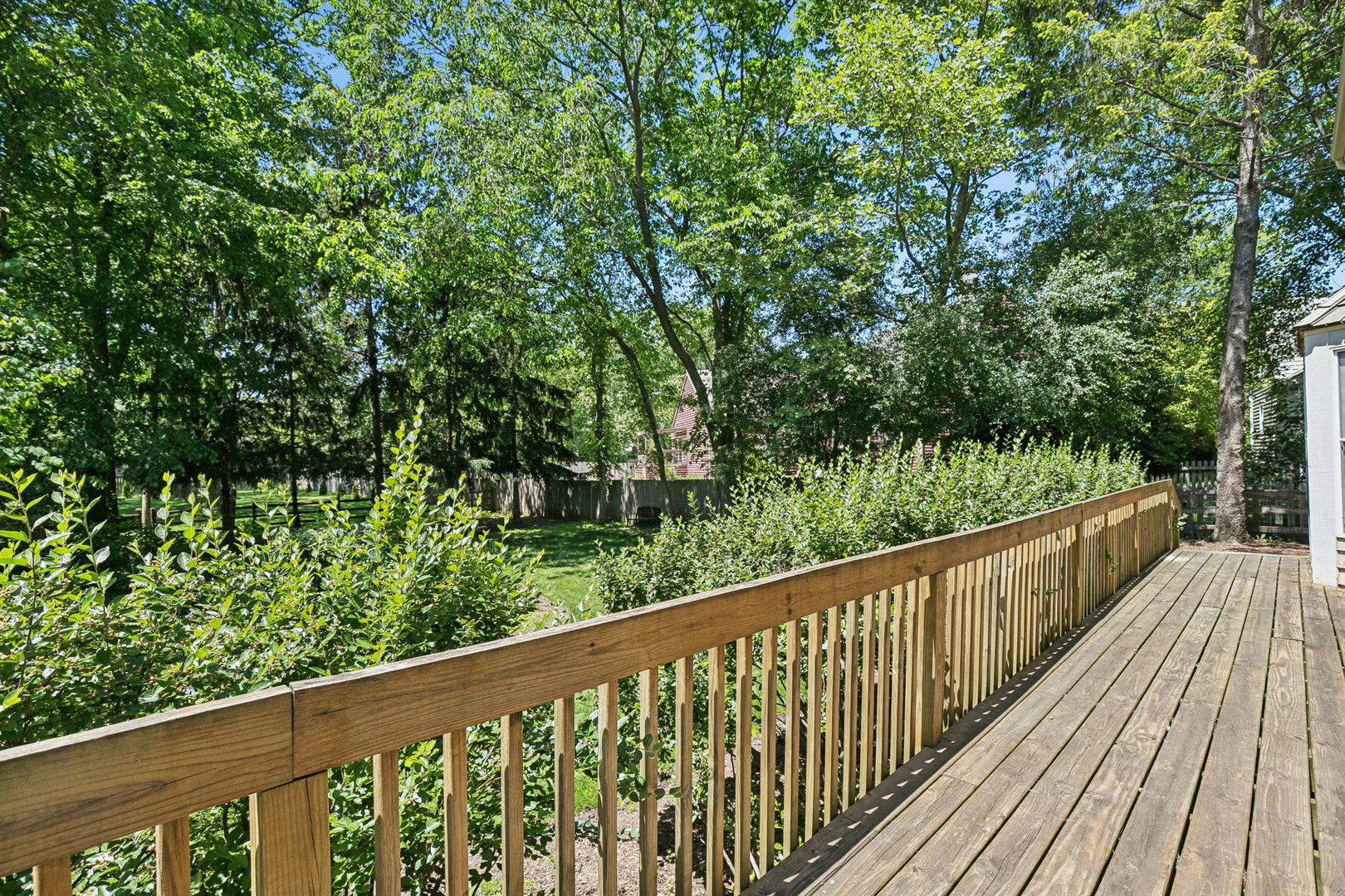 670 Williamsburg Avenue, Gurnee, IL 60031
