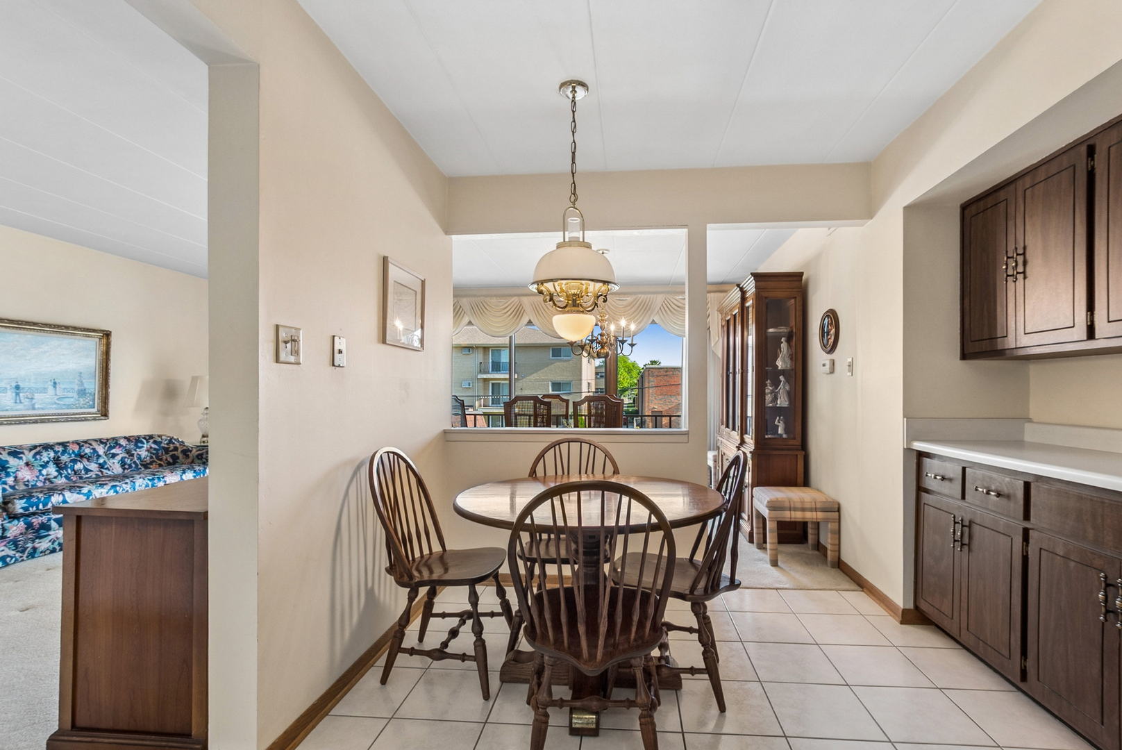 4716 W 106th Place #2B, Oak Lawn, IL 60453