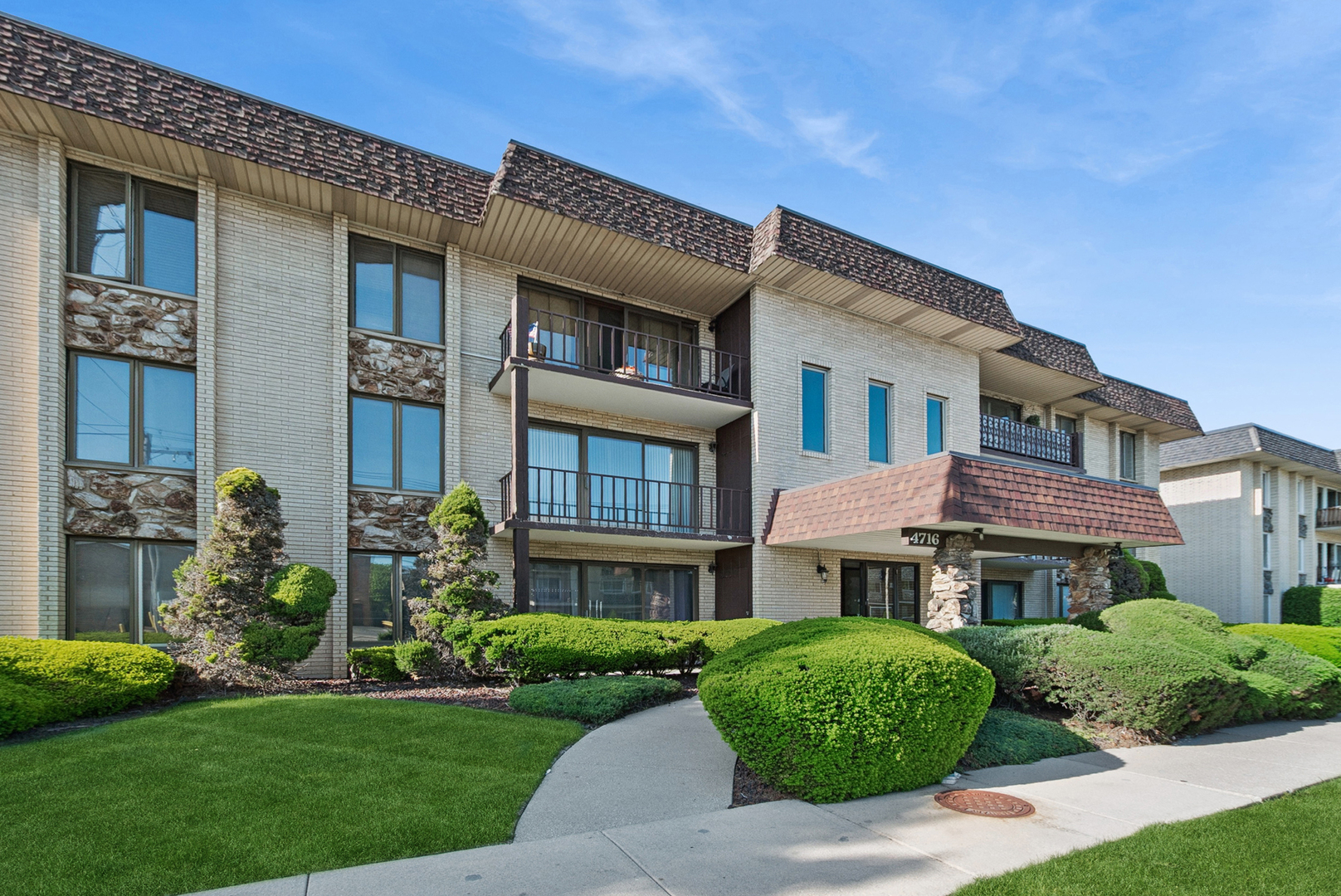 4716 W 106th Place #2B, Oak Lawn, IL 60453