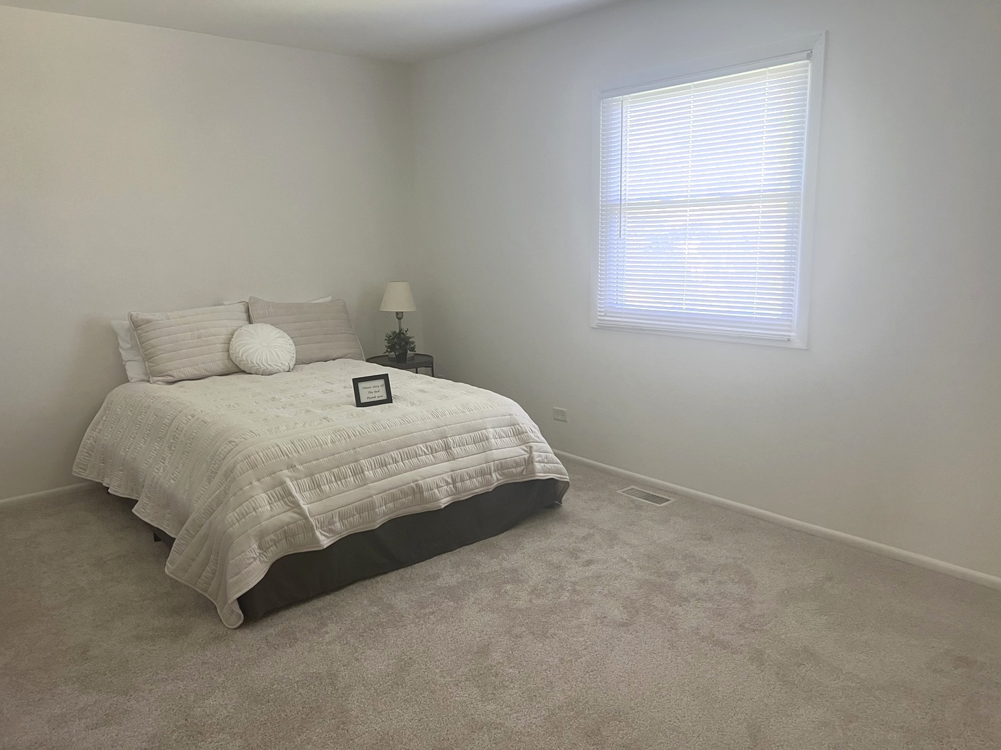 7040 Meadowbrook Lane, Hanover Park, IL 60133