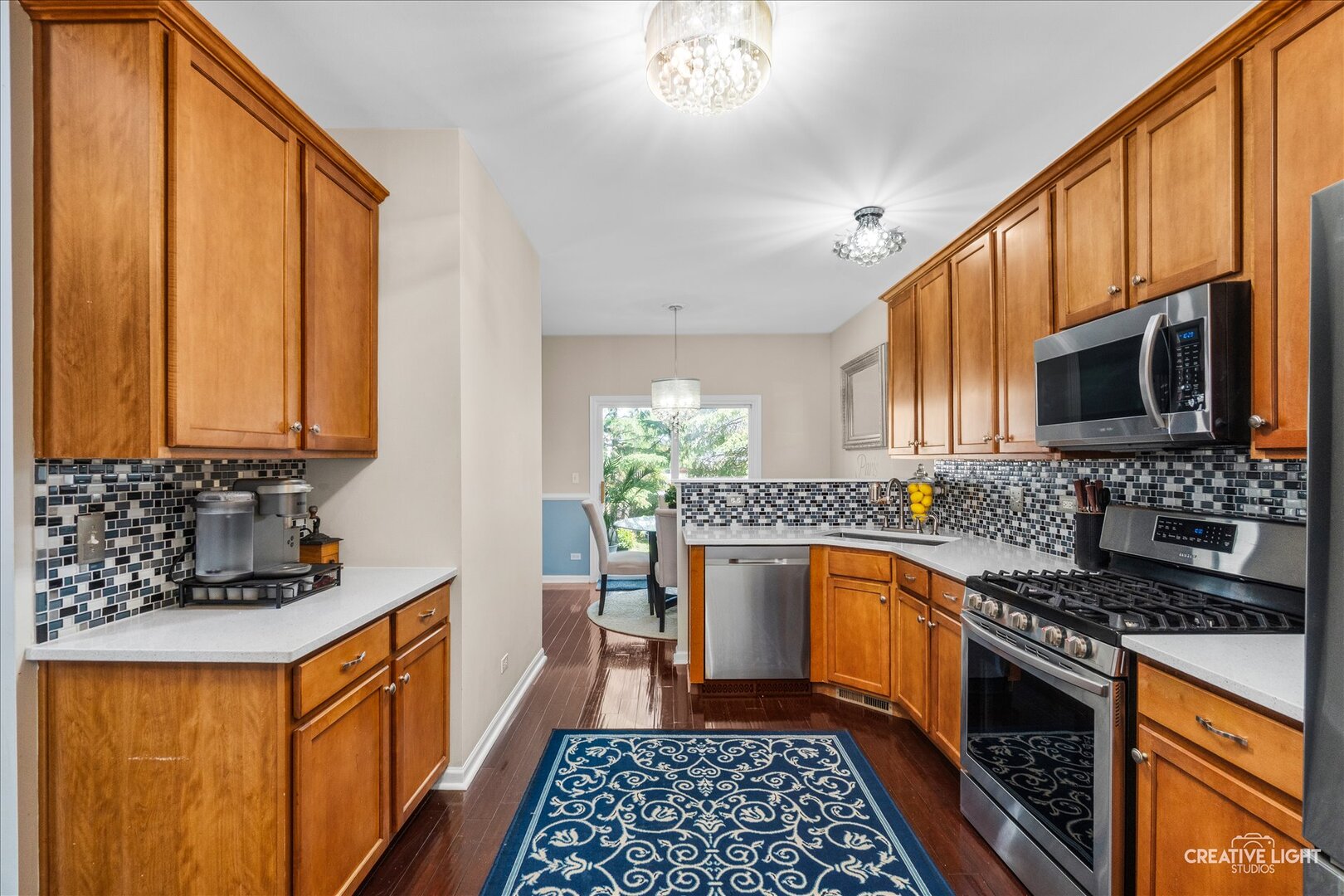457 Jamestown Court, Aurora, IL 60502