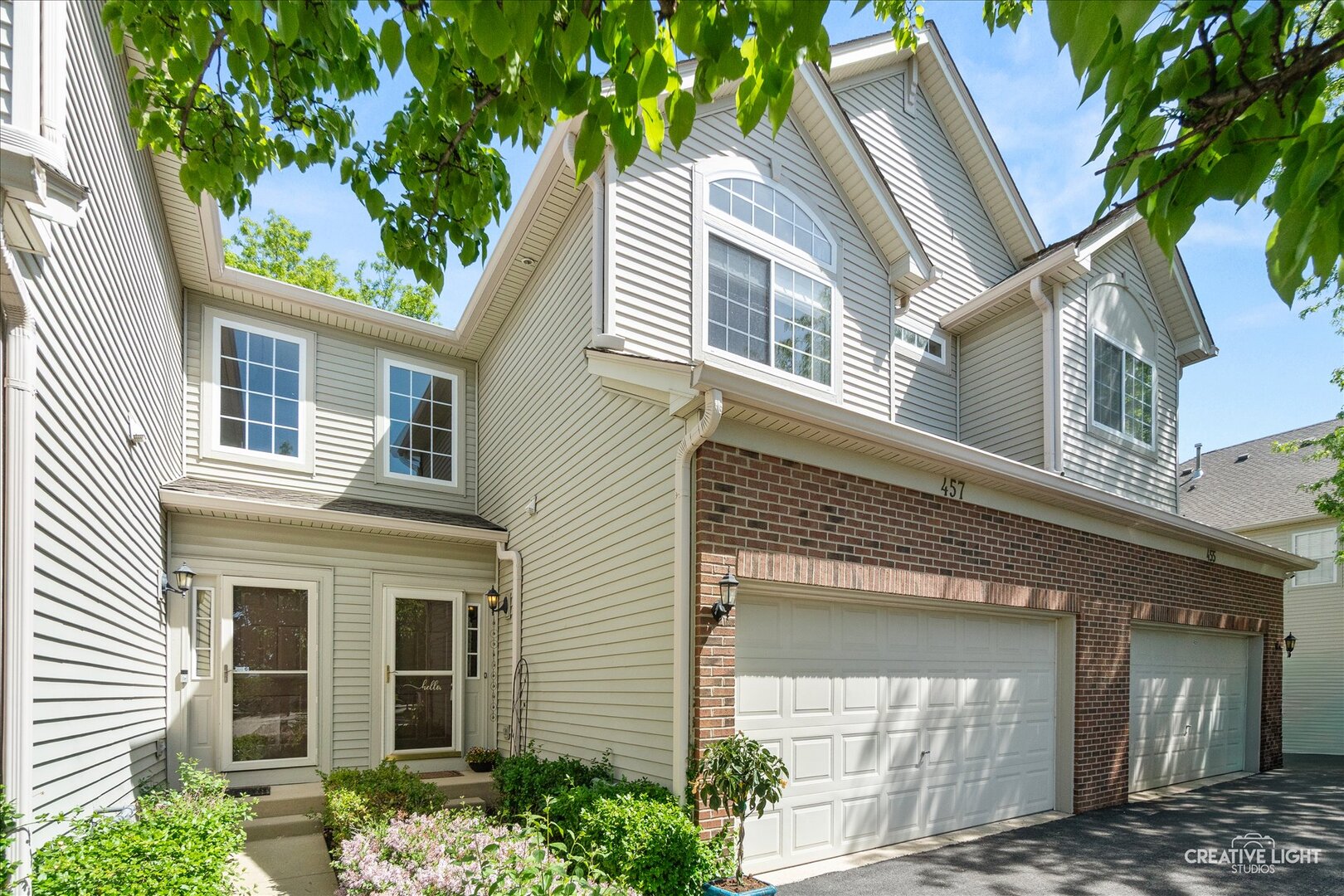 457 Jamestown Court, Aurora, IL 60502