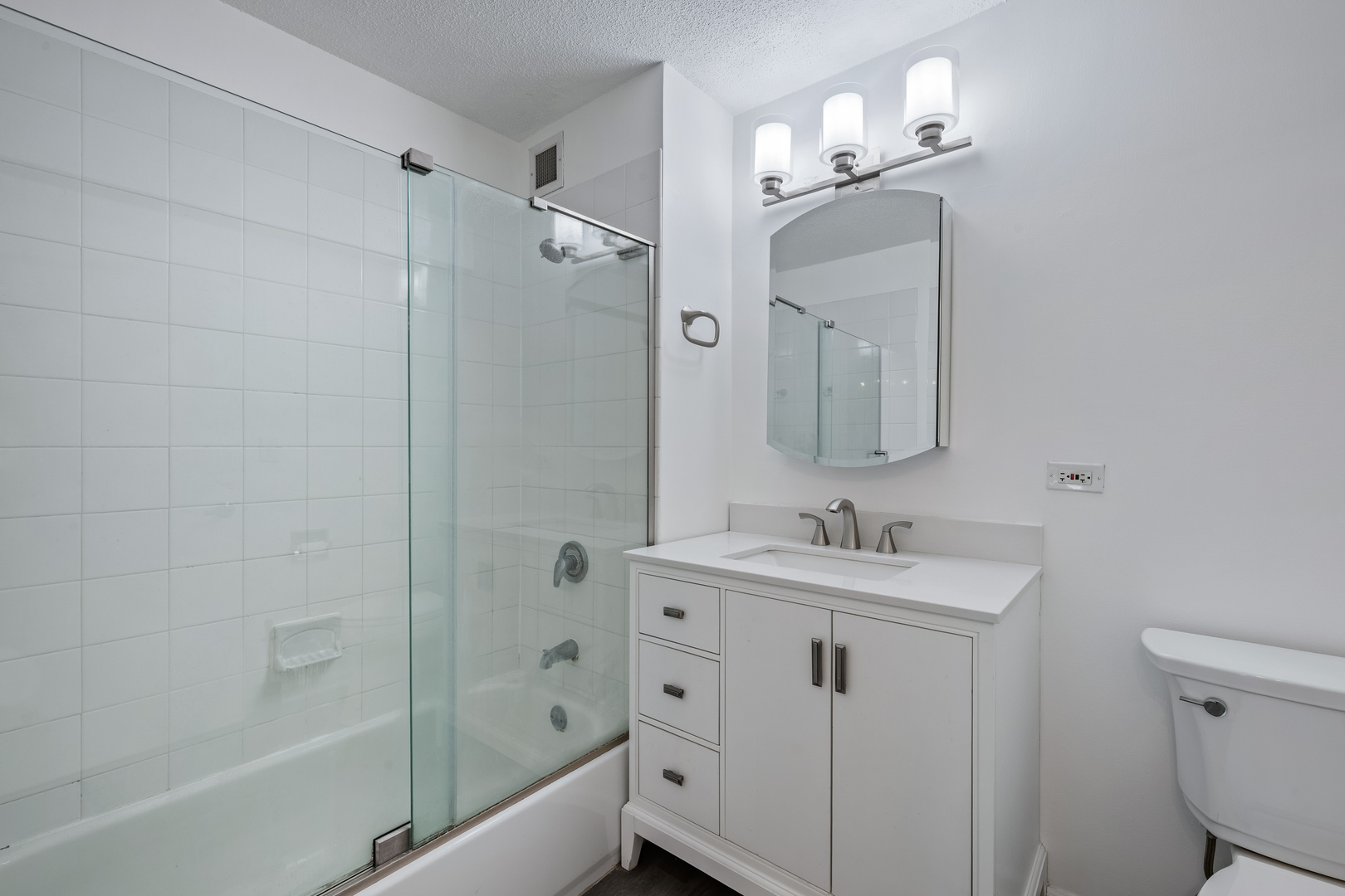 2 E Erie Street #3014, Chicago, IL 60611