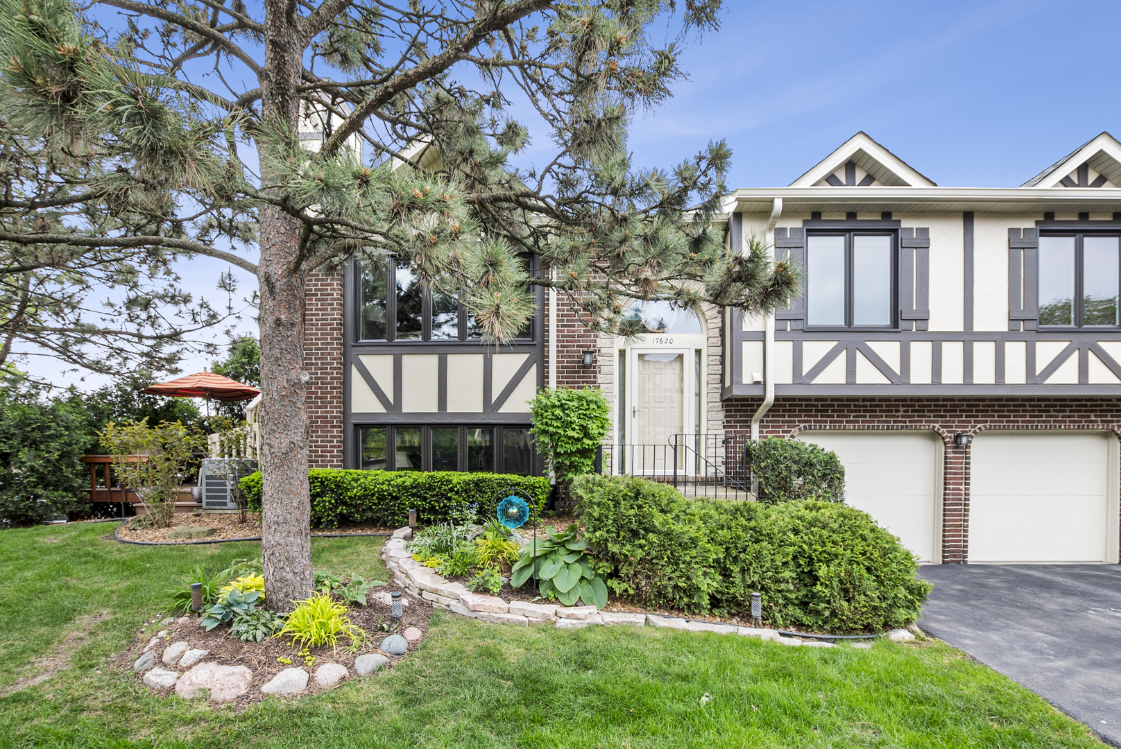 17620 Cambridge Place #116, Tinley Park, IL 60487