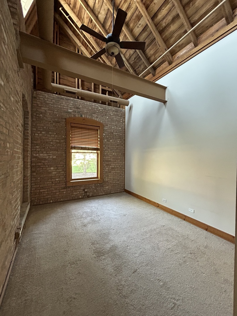 266 Hutchins Court #266, Woodstock, IL 60098