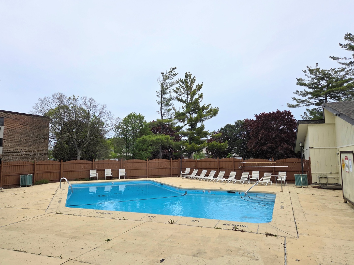 1473 N WINSLOWE Drive #202, Palatine, IL 60074