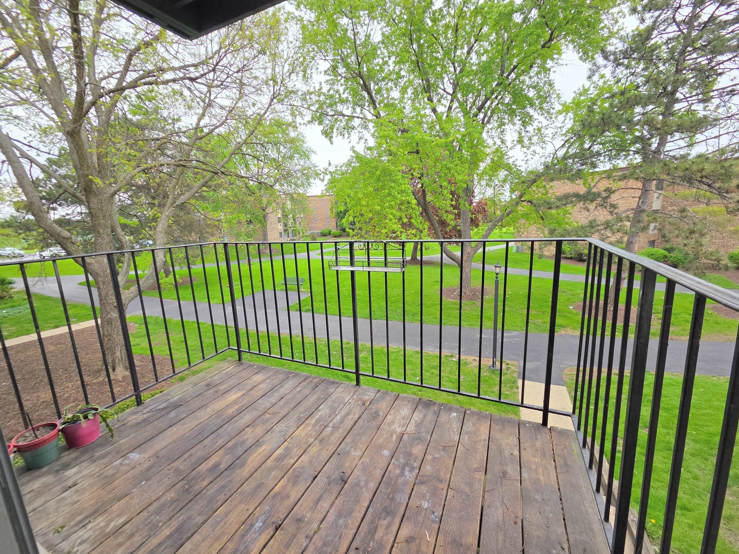 1473 N WINSLOWE Drive #202, Palatine, IL 60074