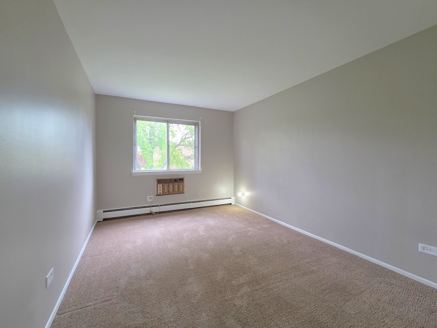 1473 N WINSLOWE Drive #202, Palatine, IL 60074