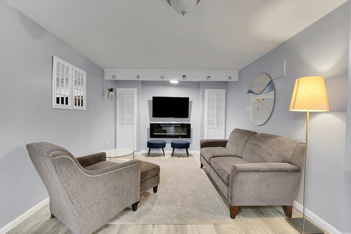 2655 Fairfax Way, Yorkville, IL 60560
