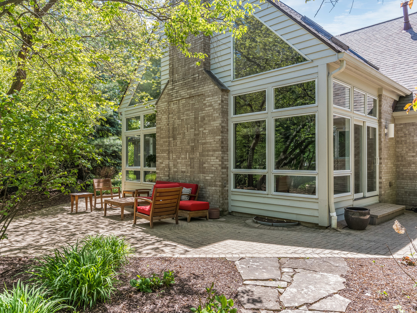 1611 Mistwood Drive, Naperville, IL 60540
