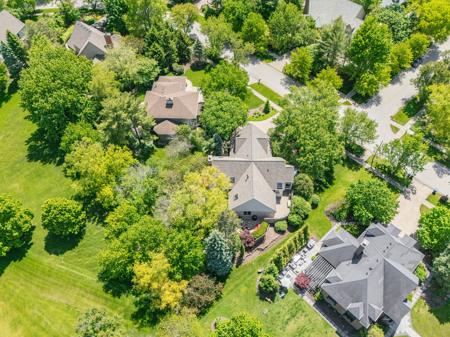 1611 Mistwood Drive, Naperville, IL 60540