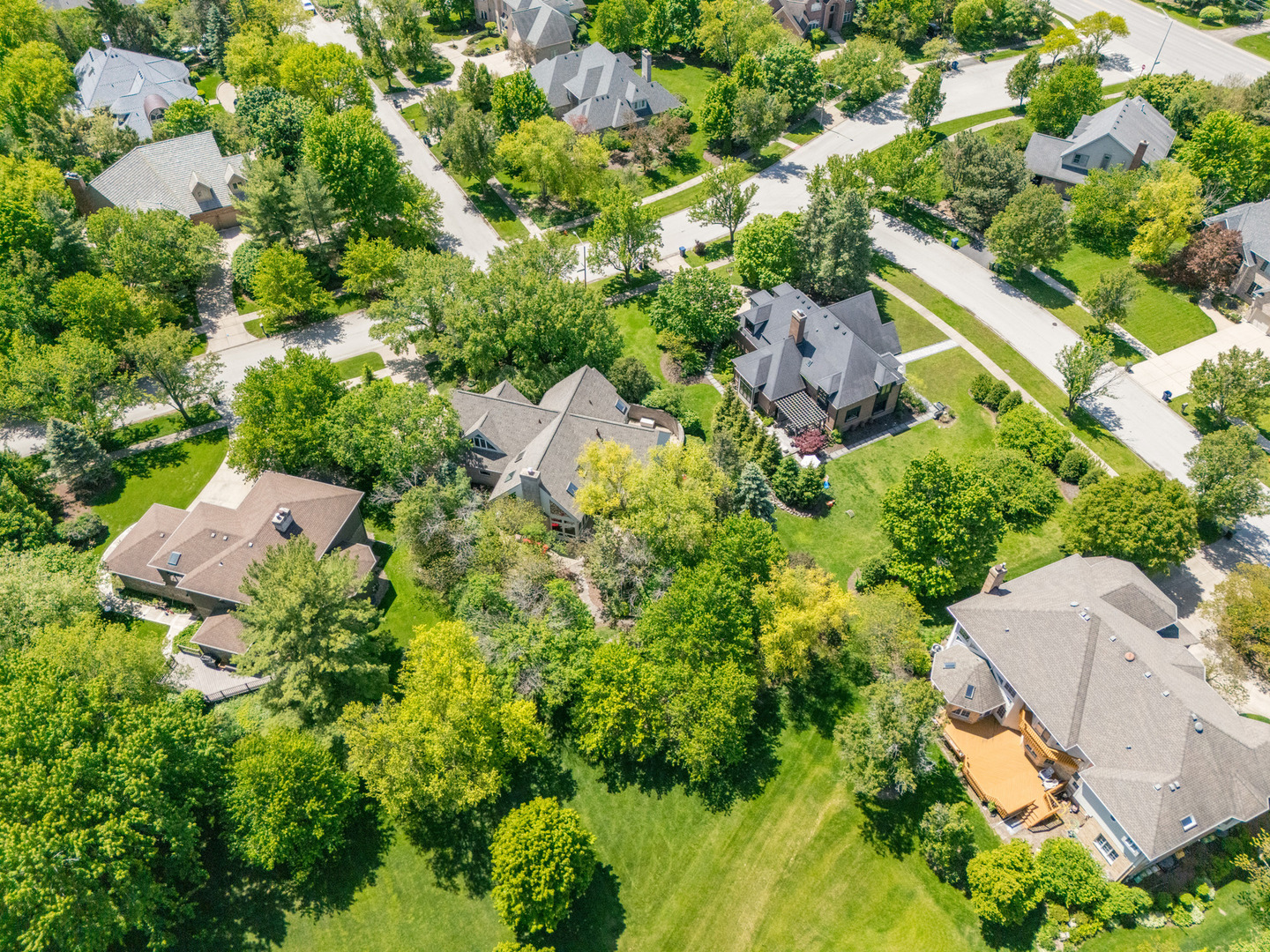 1611 Mistwood Drive, Naperville, IL 60540