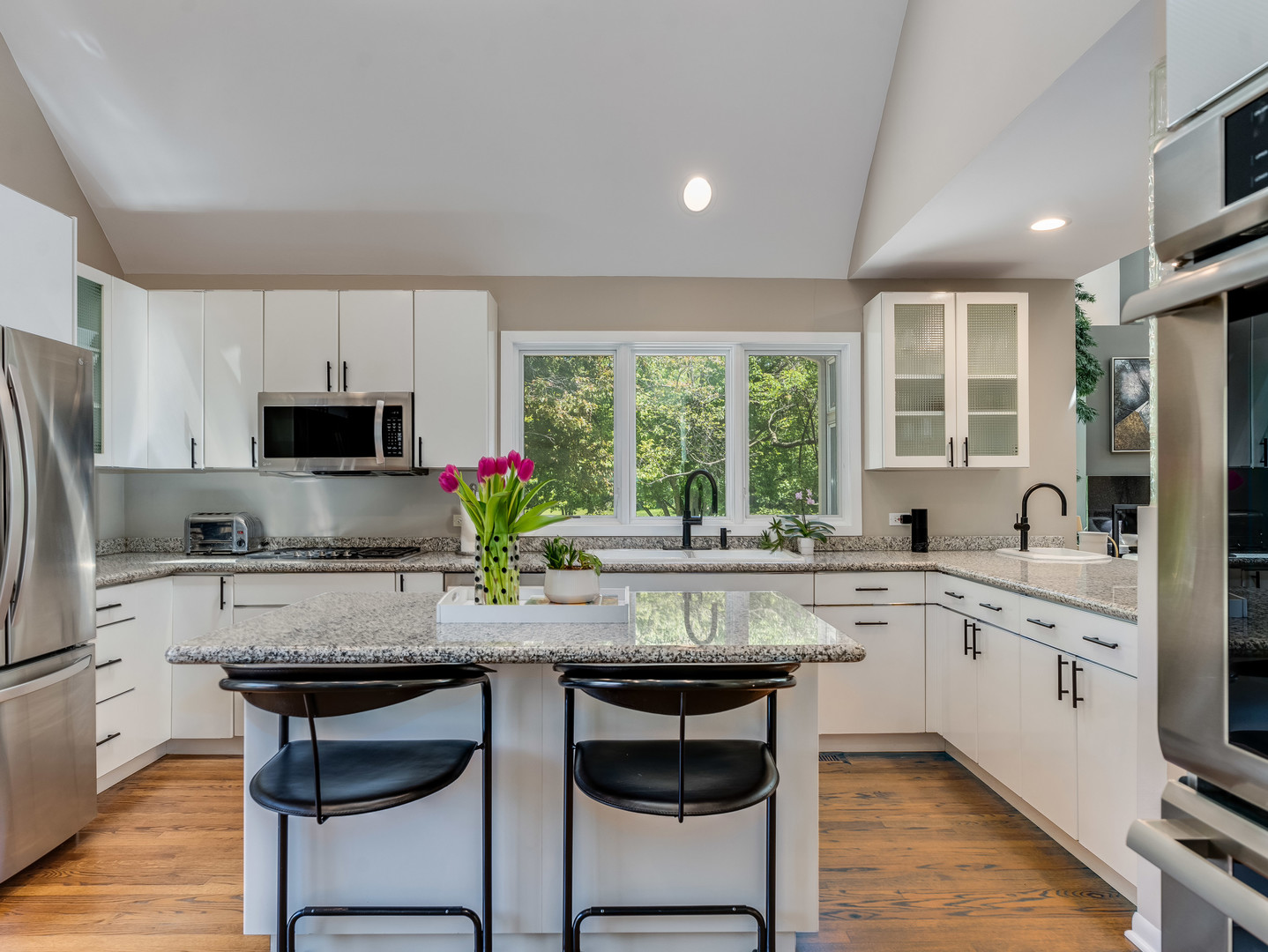 1611 Mistwood Drive, Naperville, IL 60540