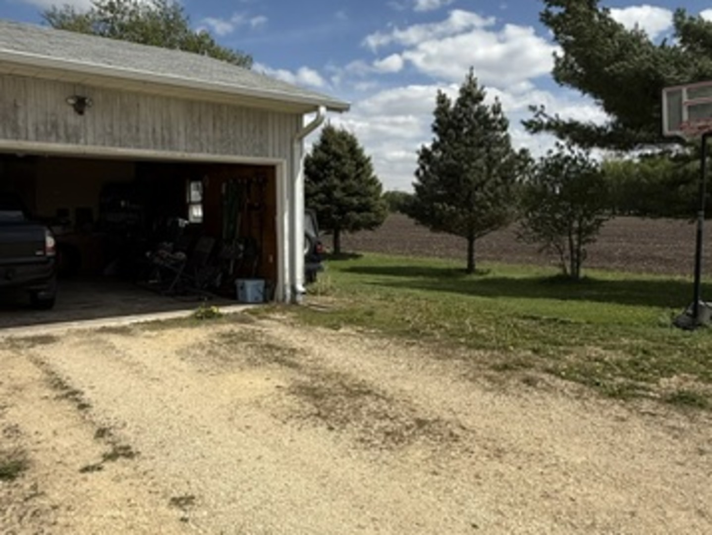 27986 Esmond Road, Esmond, IL 60129