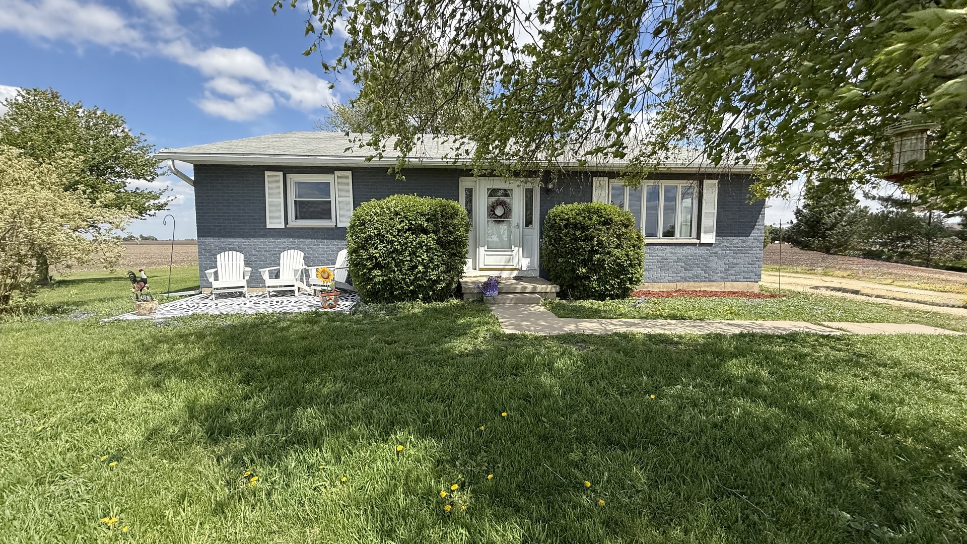 27986 Esmond Road, Esmond, IL 60129