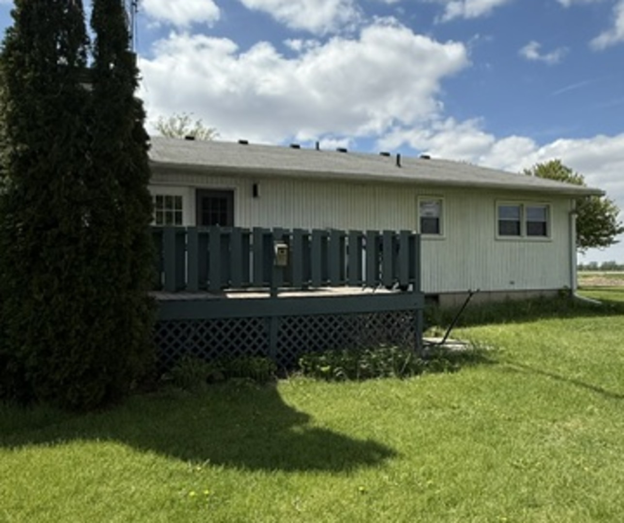 27986 Esmond Road, Esmond, IL 60129