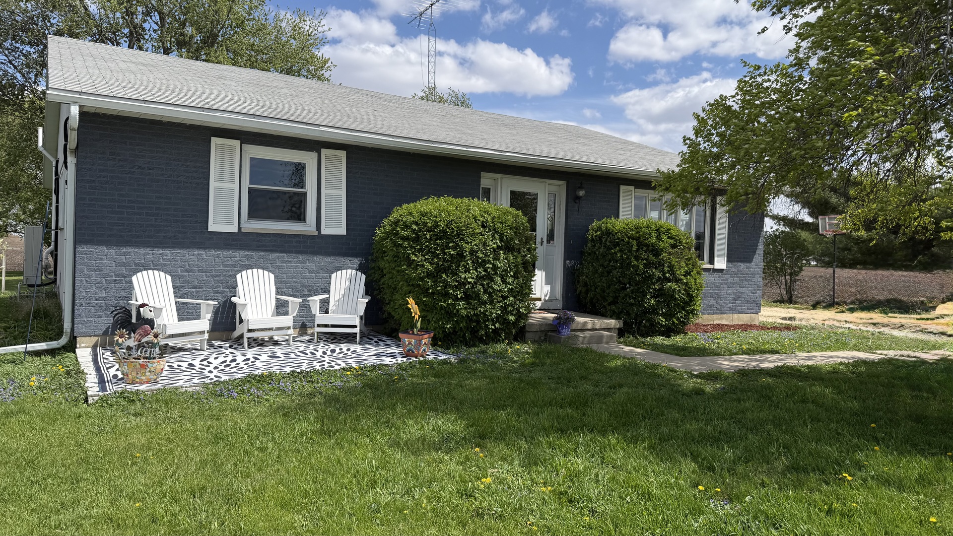 27986 Esmond Road, Esmond, IL 60129