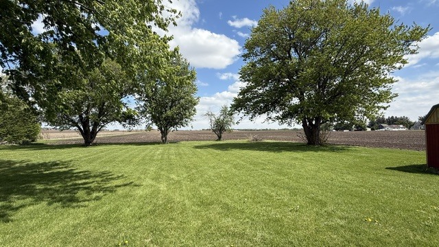 27986 Esmond Road, Esmond, IL 60129