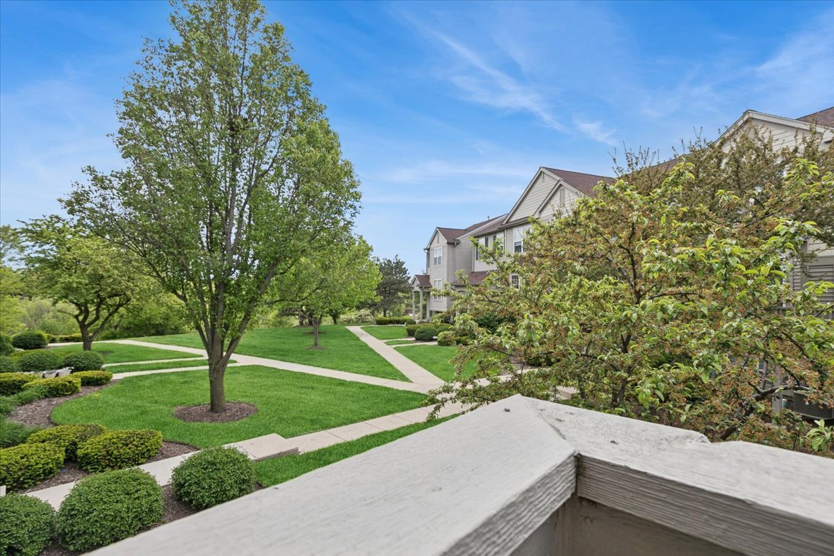 1015 Ellsworth Drive, Grayslake, IL 60030
