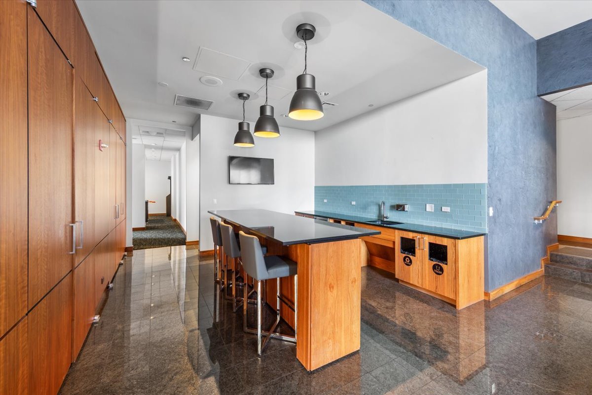 420 E Waterside Drive #2303, Chicago, IL 60601