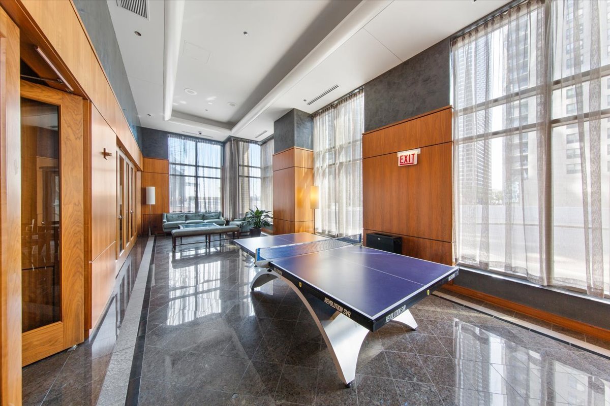 420 E Waterside Drive #2303, Chicago, IL 60601
