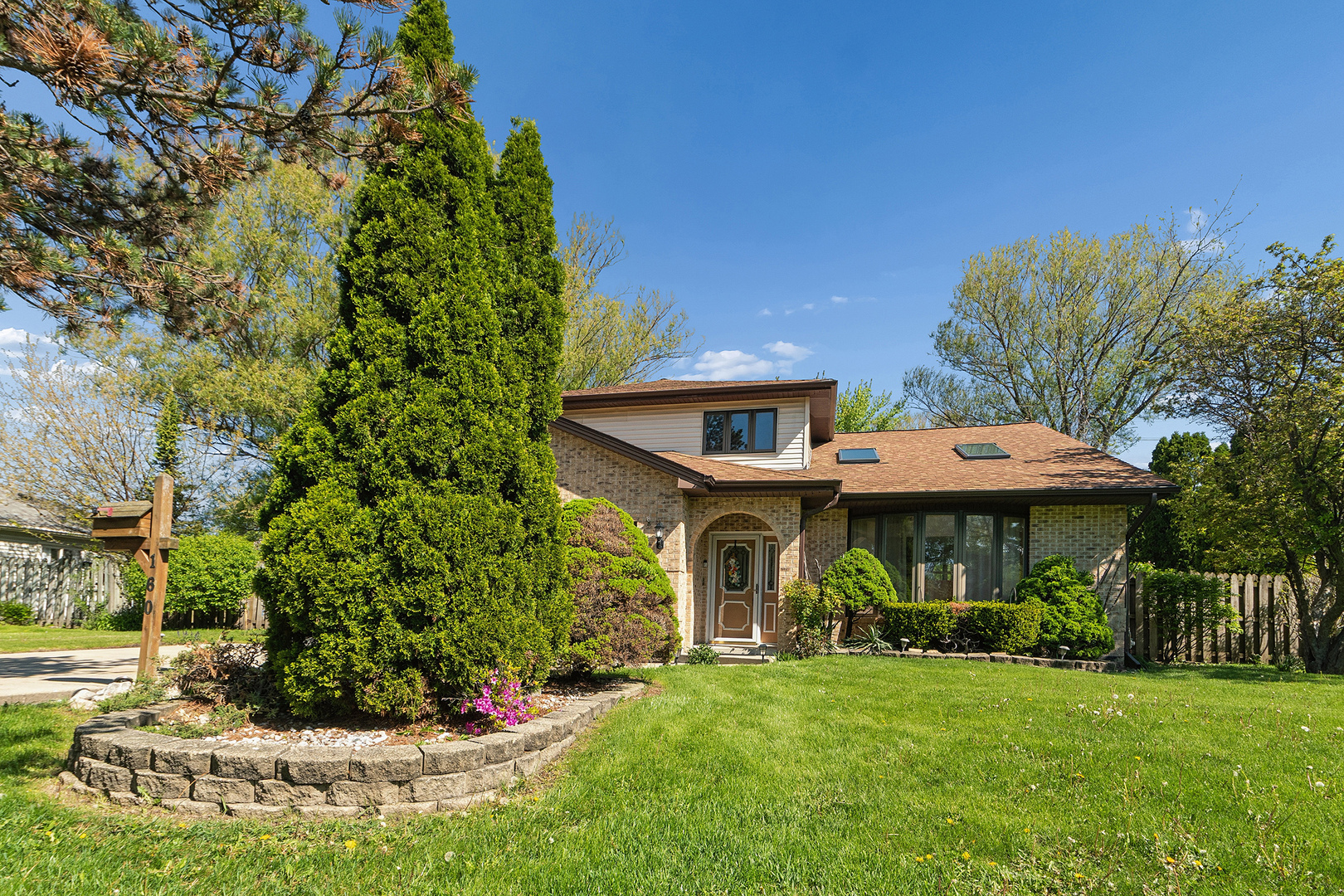 160 Aster Lane, Hoffman Estates, IL 60169