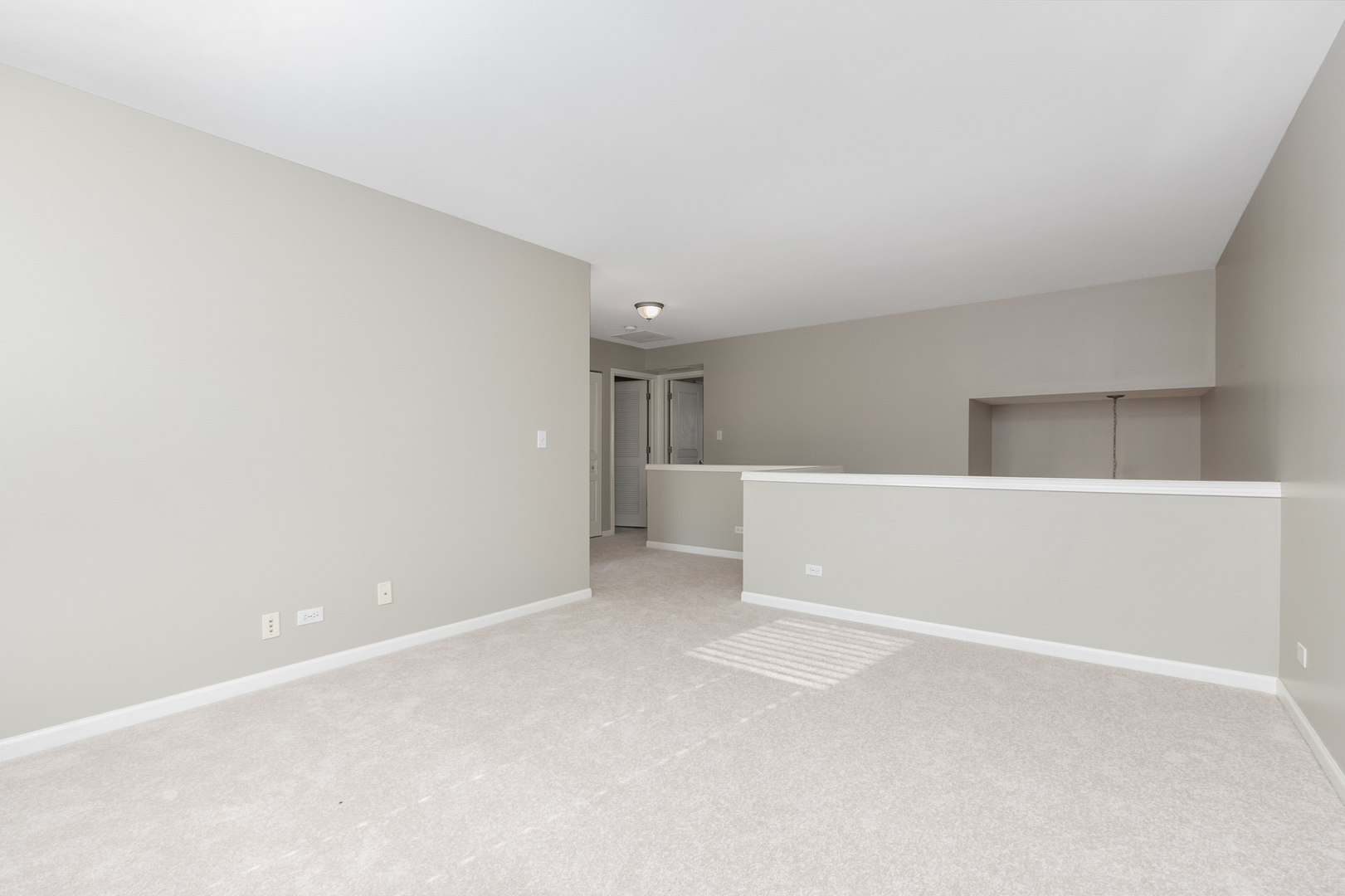 3124 Ollerton Avenue, Aurora, IL 60502