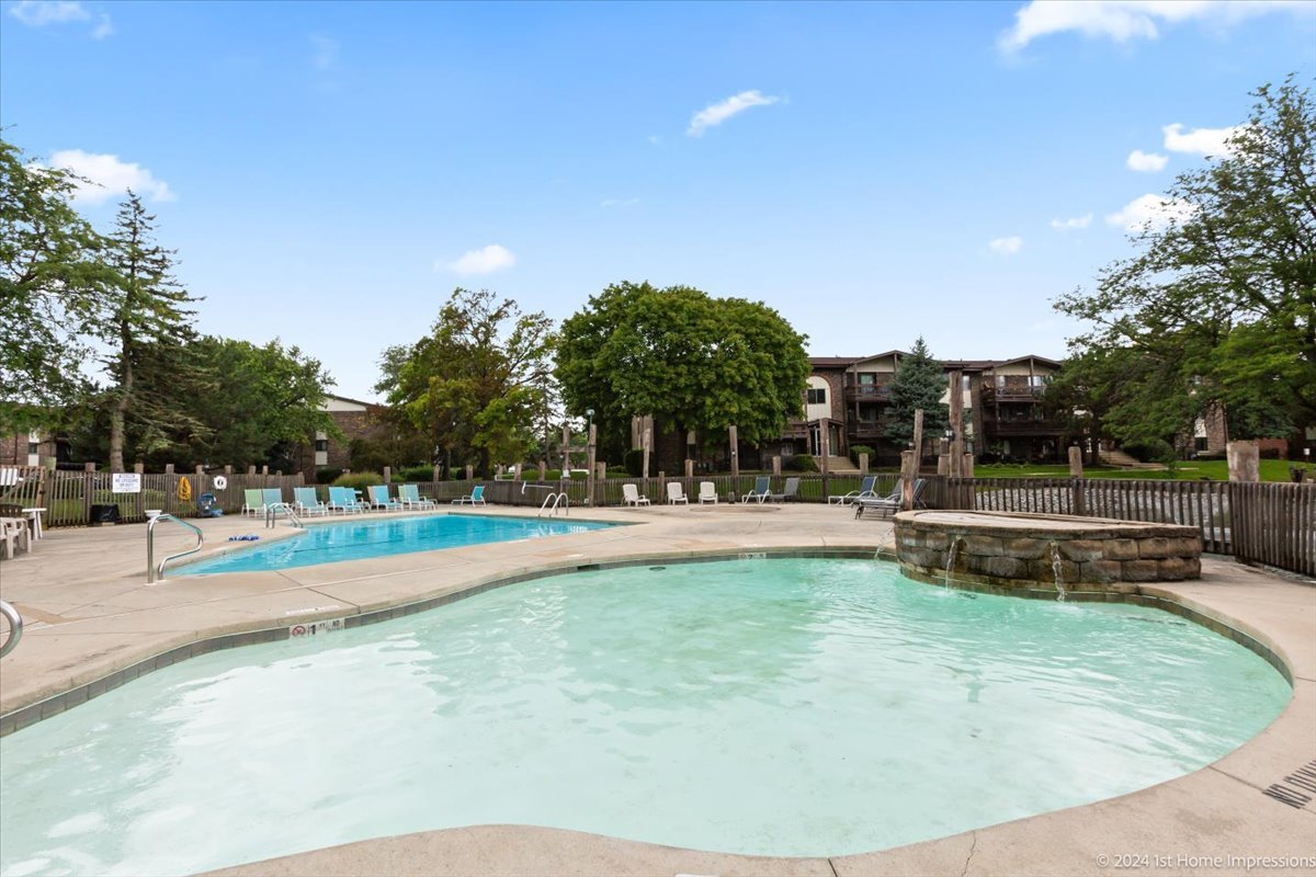 5202 Midlothian Turnpike #107, Crestwood, IL 60418