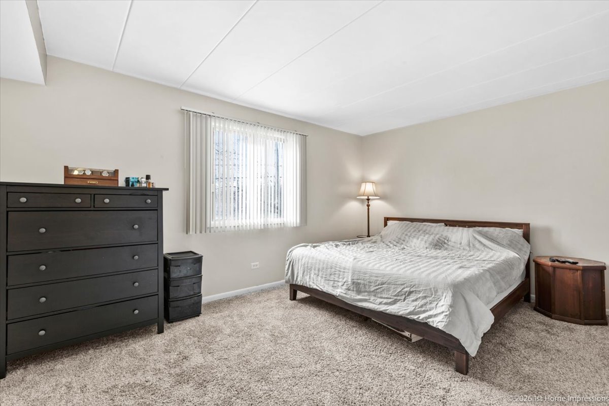 5202 Midlothian Turnpike #107, Crestwood, IL 60418