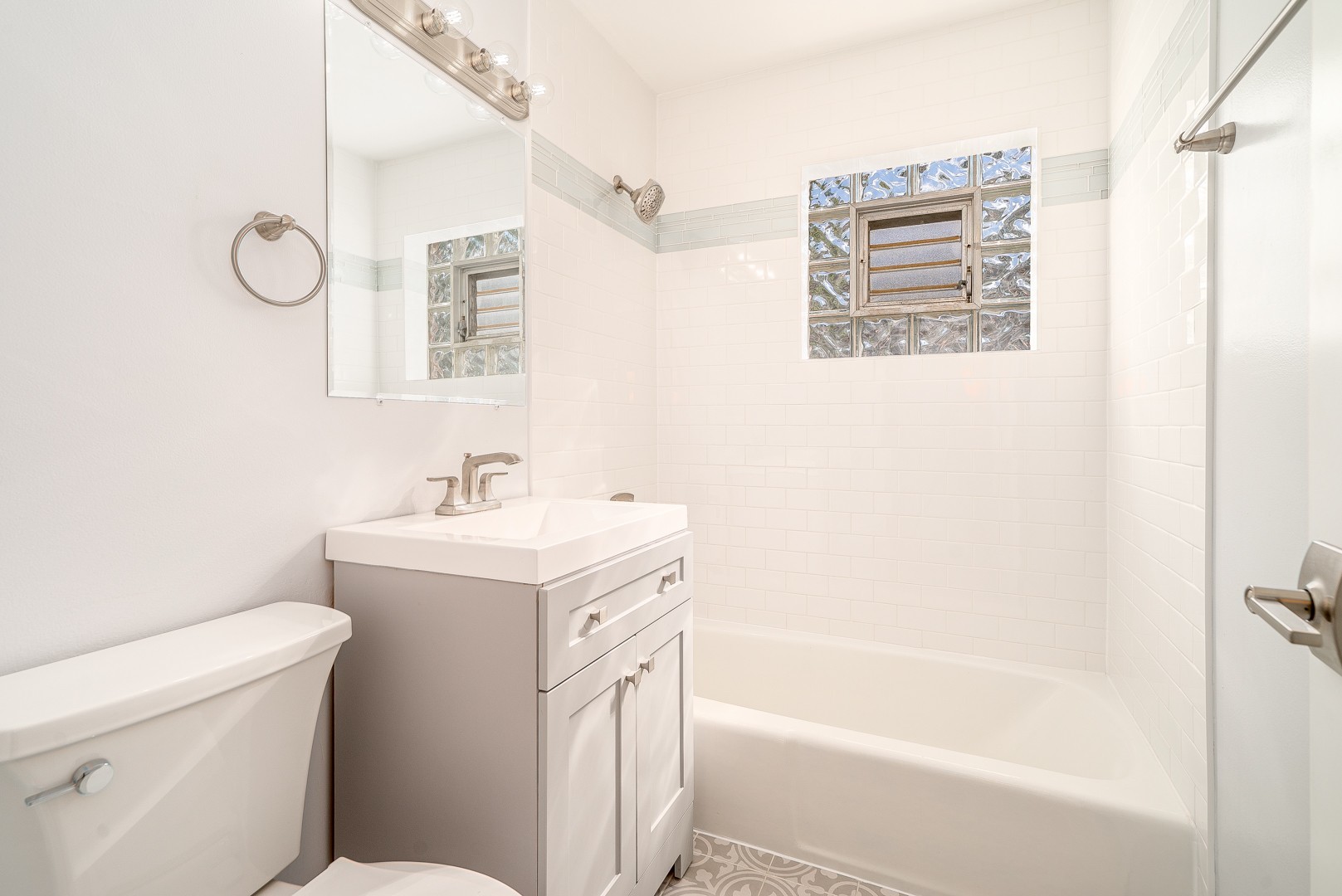 9825 El Cameno Lane, Orland Park, IL 60462