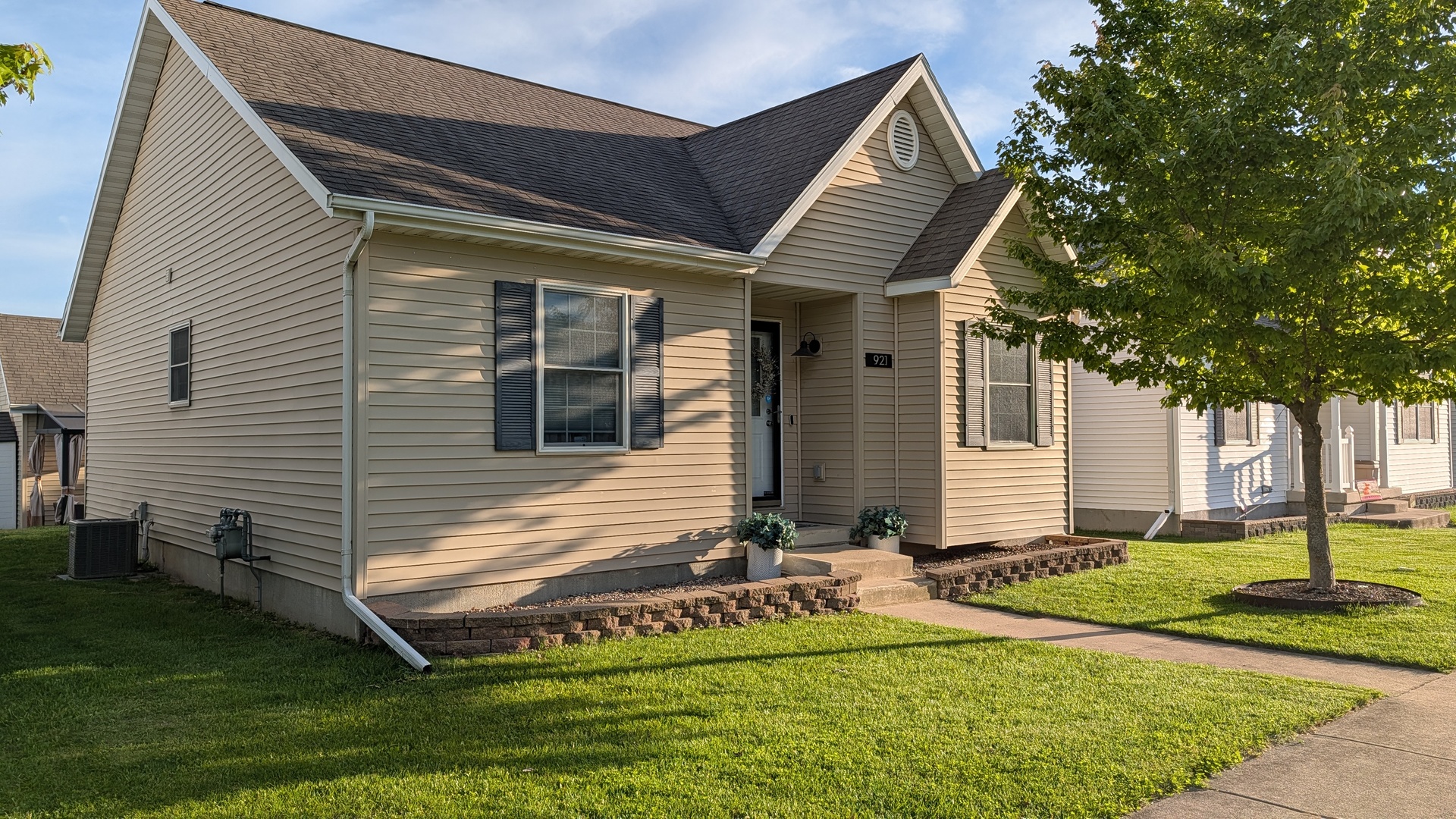 921 Chippewa Street, Normal, IL 61761