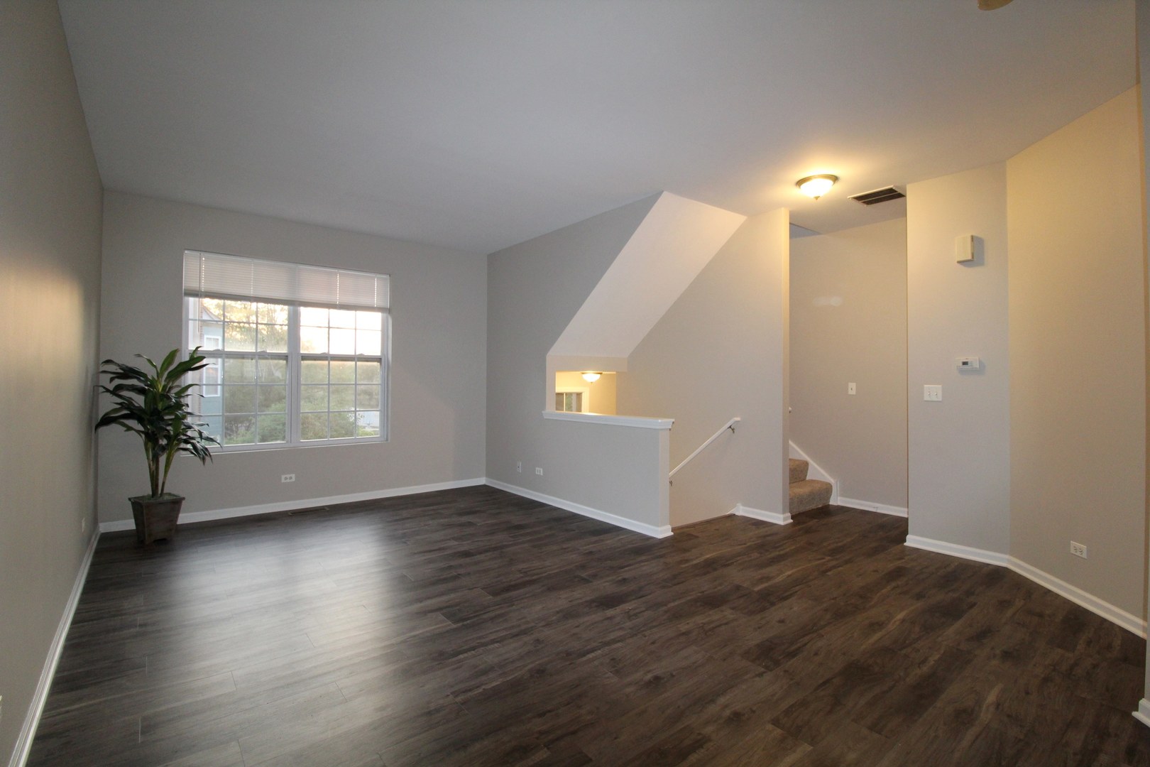 125 Station Park Circle #125, Grayslake, IL 60030