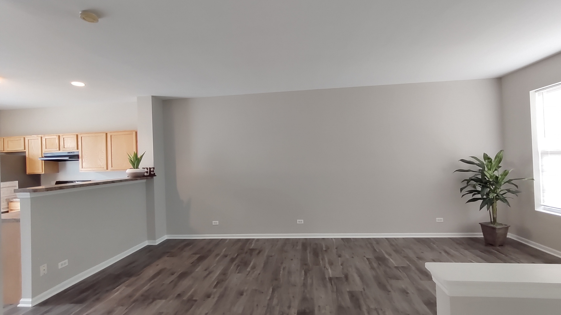 125 Station Park Circle #125, Grayslake, IL 60030
