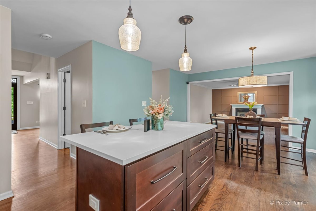1309 Fairfield Way, North Aurora, IL 60542