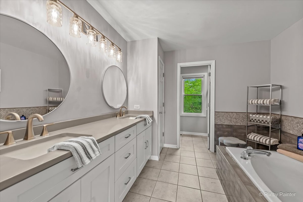 1309 Fairfield Way, North Aurora, IL 60542