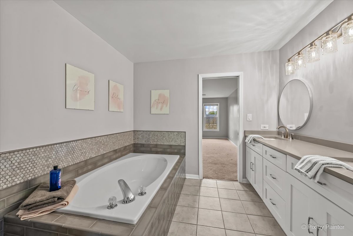 1309 Fairfield Way, North Aurora, IL 60542
