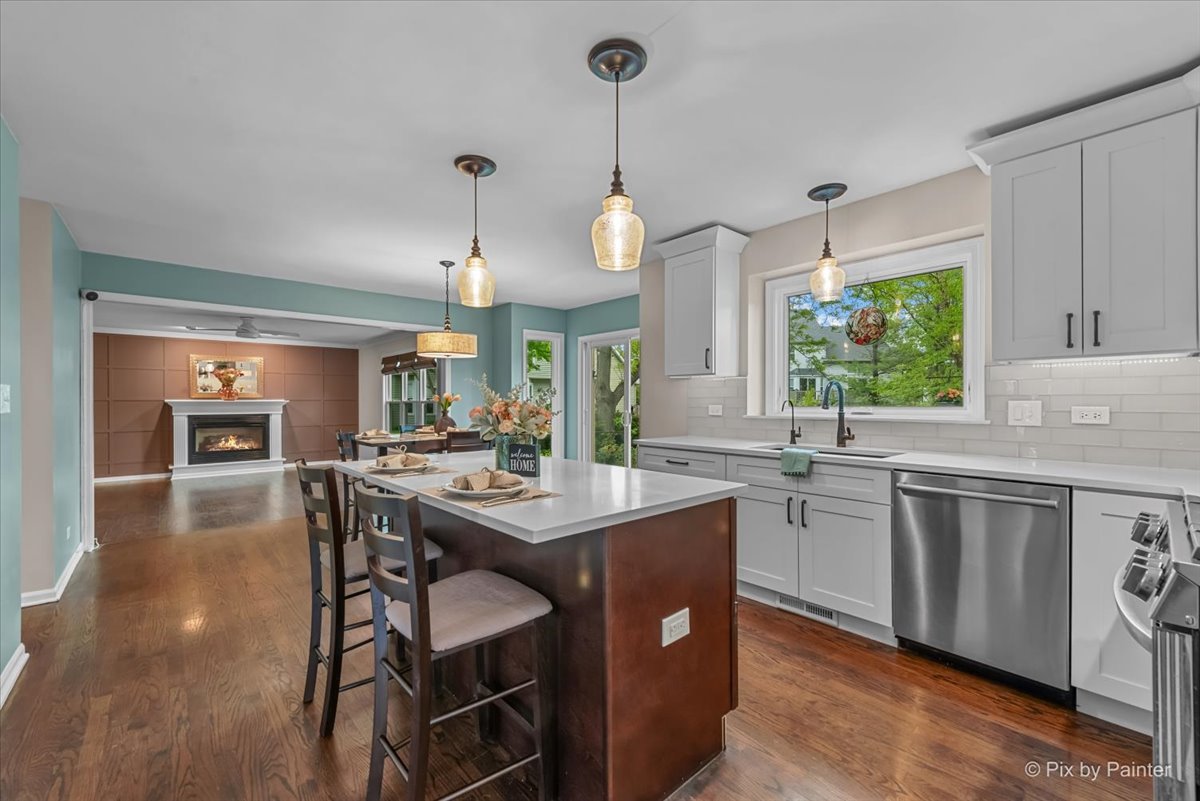 1309 Fairfield Way, North Aurora, IL 60542
