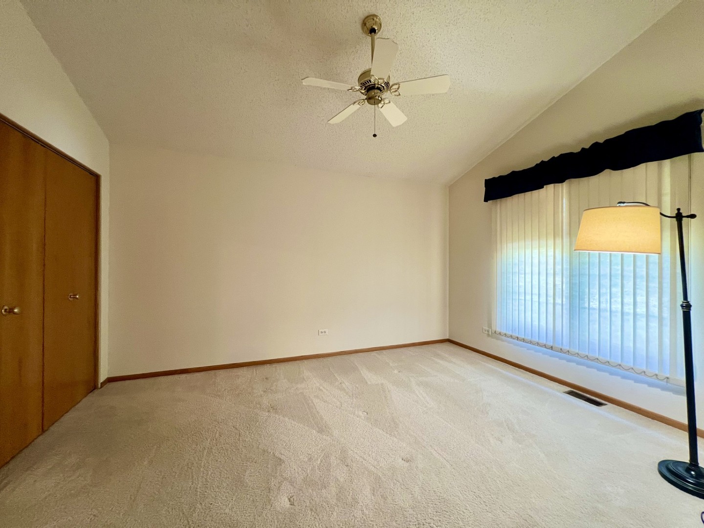 13339 S Oak Hills Parkway #13339, Palos Heights, IL 60463