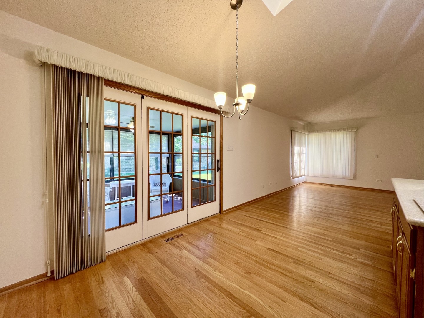 13339 S Oak Hills Parkway #13339, Palos Heights, IL 60463