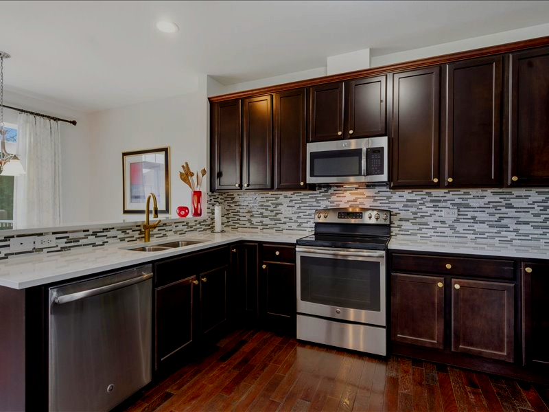 2810 Henley Lane, Naperville, IL 60540