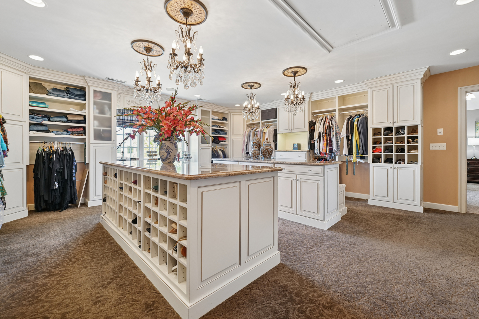 3508 Redwing Court, Naperville, IL 60564