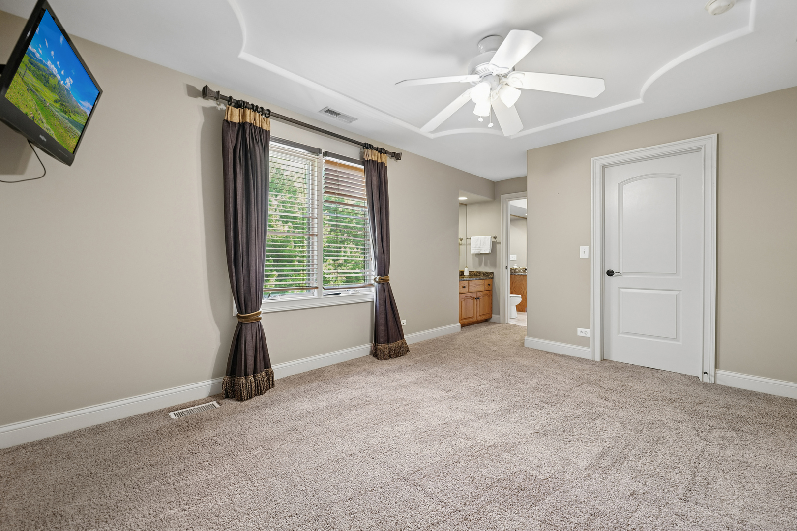 3508 Redwing Court, Naperville, IL 60564