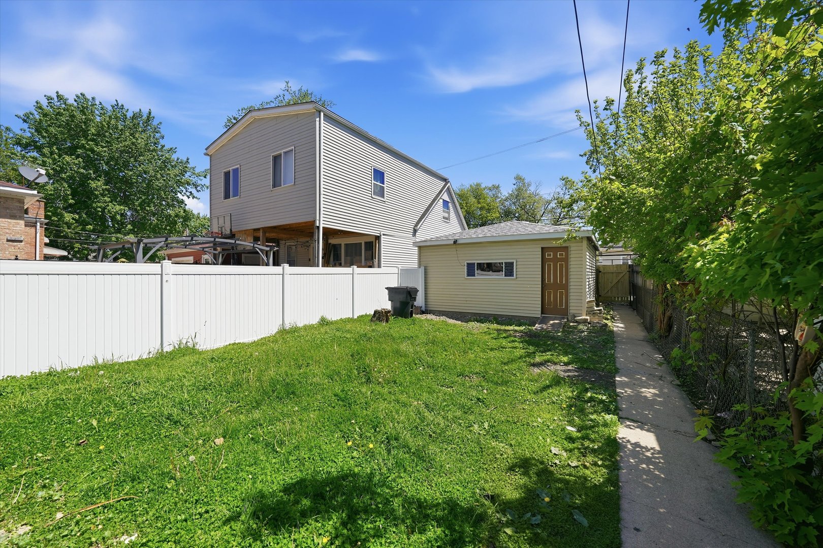 5231 S Homan Avenue, Chicago, IL 60632