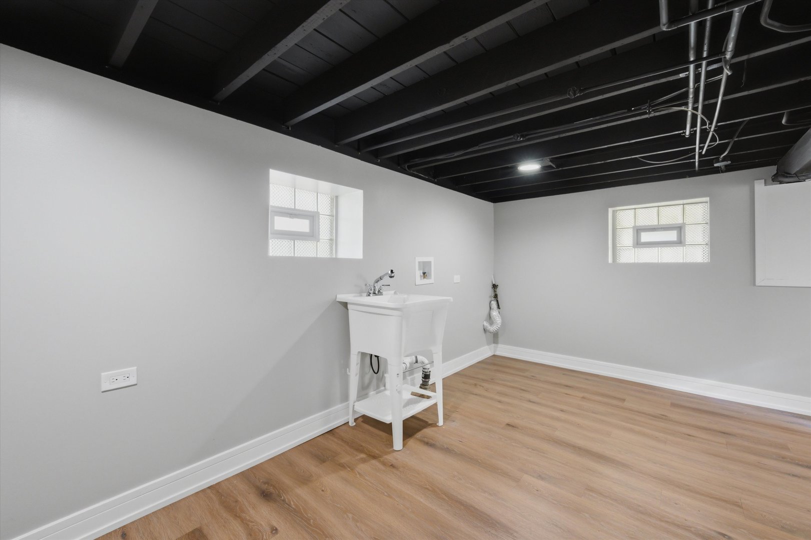 5231 S Homan Avenue, Chicago, IL 60632
